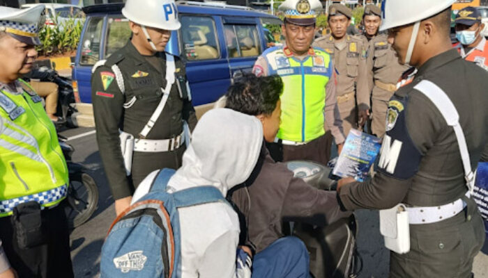 Operasi Patuh Jaya 2024 Dimulai, 100 Pelanggar Lalulintas Ditegur Simpatik