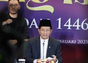 Minta Maaf, Menag Jelaskan Upaya Pemerintah Sejahterakan Guru