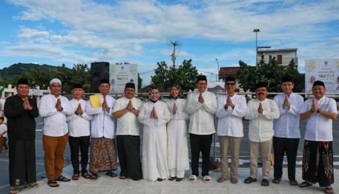 Sholat Ied di Alun-alun Kramatwatu, Berikut Pesan Bupati Serang