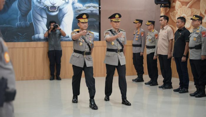Kapolda Banten Pimpin Serah Terima Jabatan Karo SDM Polda Banten