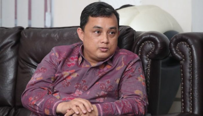 Empat Pertanyaan Besar Tentang AI di Tahun 2025: Analisis Komunikasi Krisis