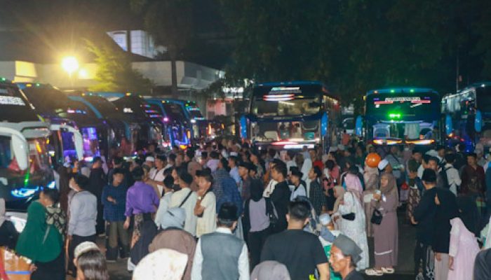 393 Jemaah Haji Kabupaten Serang Kloter 37 Diberangkatkan