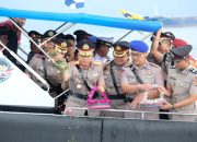 Polda Banten Tabur Bunga di Laut Merak Hari Bhayangkara ke-79