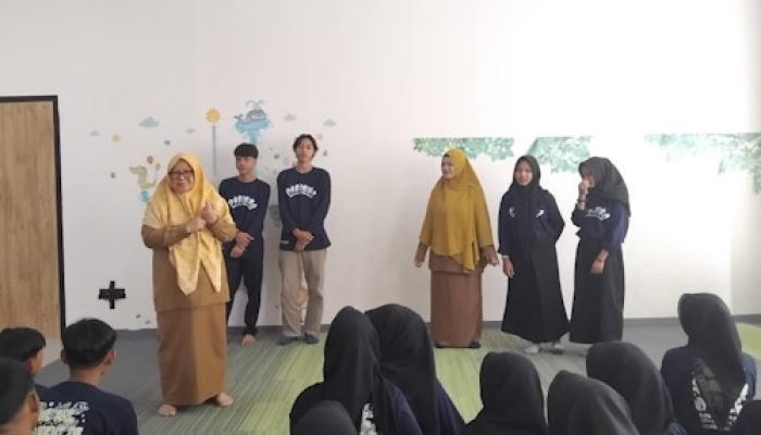 Jelajah Sejarah dan Literasi: MTs Salafiyyah Darul Bayan Adakan Wisata Edukatif 
