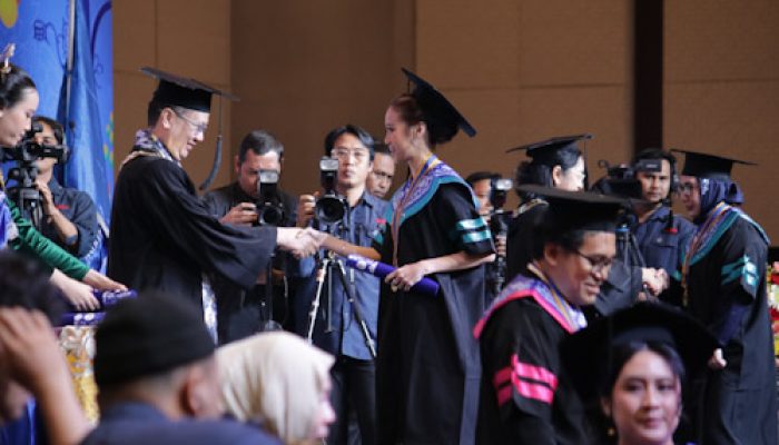 Wisuda XXVIII UMN, Langkah Hadapi Tantangan Dunia Profesional