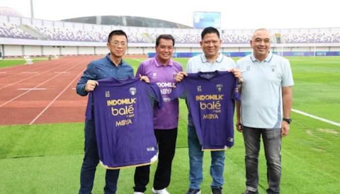 Bupati Maesyal Hadiri Peluncuran Jersey dan Tim Baru Persita