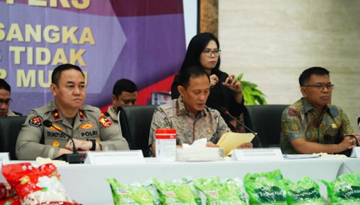 Satgas Pangan Sita 132 Ton Beras Oplosan Produksi PT Food Station
