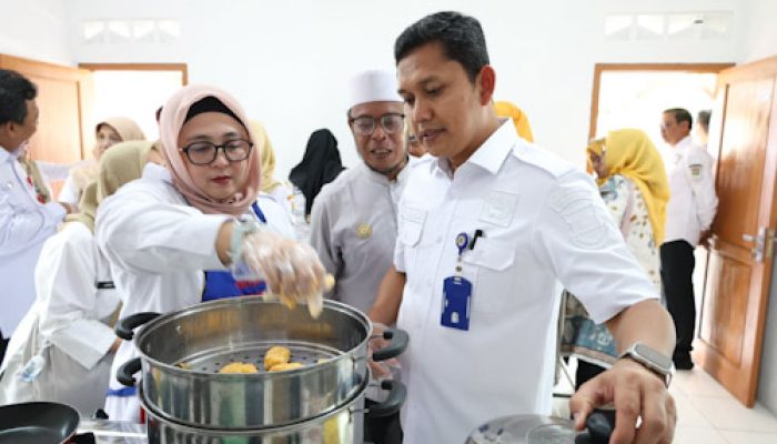 Wakil Bupati Tangerang Resmikan Unit Pengolahan Ikan