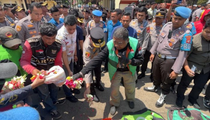 Aksi Solidaritas Ojol Affan di Banten Ditemui Kapolda