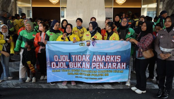 Doa Bersama Mitra Ojol dengan Polda Banten