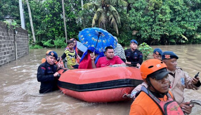 Banjir dan Longsor di Bali, Polri Bantu Evakuasi