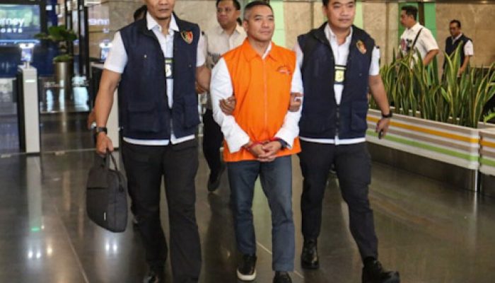 Buronan Kasus Investasi Ilegal, Berhasil Dibawa Ke Indonesia