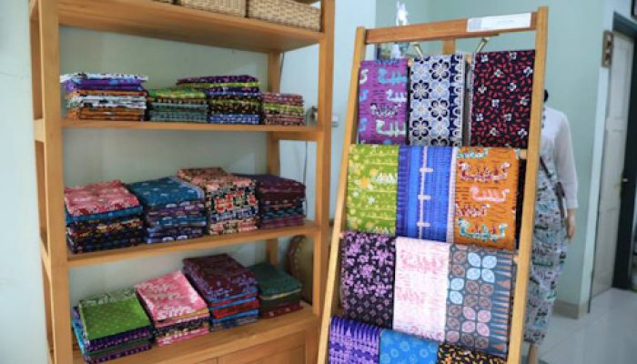 Batik Khas Tangerang, Perpaduan Budaya Sunda, Betawi dan Cina