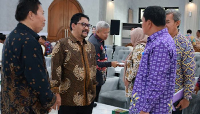Bupati Tangerang Hadiri Rakor Pembentukan Posbankum Desa/Kelurahan