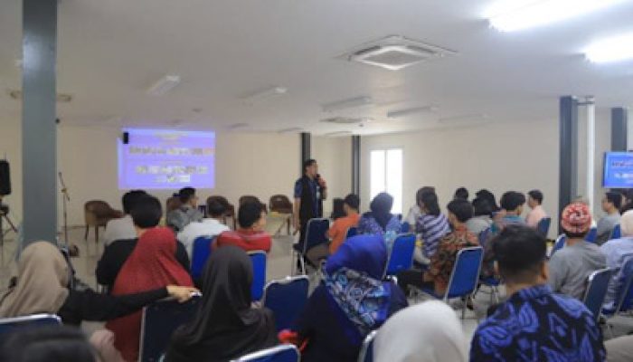 Diskominfo Kota Tangerang Edukasi Digital Pedagang Pasar Anyar