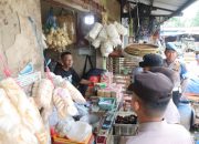 Polres Metro Tangerang Kota Patroli Jalan Kaki di Kawasan Keramaian