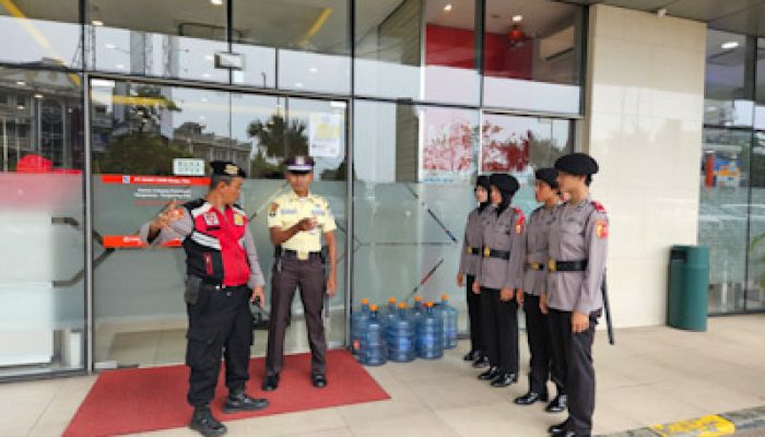 Jelang Nataru, Polres Metro Tangerang Kota Gencar Patroli di Sentra Ekonomi