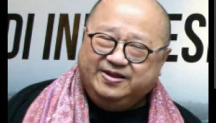 Bukan hanya Manusia yang Menari