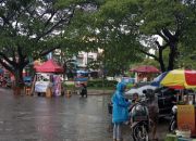 Usai Hujan Lebat Polsek Pasar Kemis Cek Genangan Air