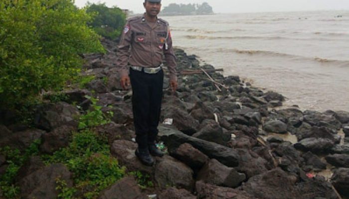 Polsek Kronjo Pantau Air Laut Pulau Cangkir