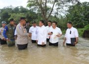 Kapolresta dan Bupati Tangerang Tinjau Banjir di Pasir Ampo Kresek