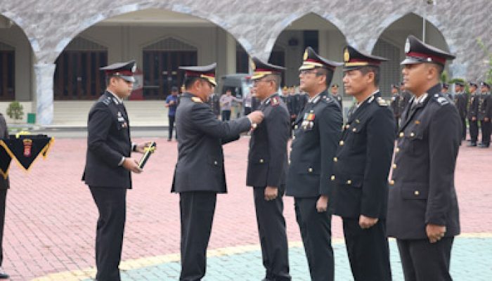 283 Personel Polda Banten Terima Satyalencana Pengabdian