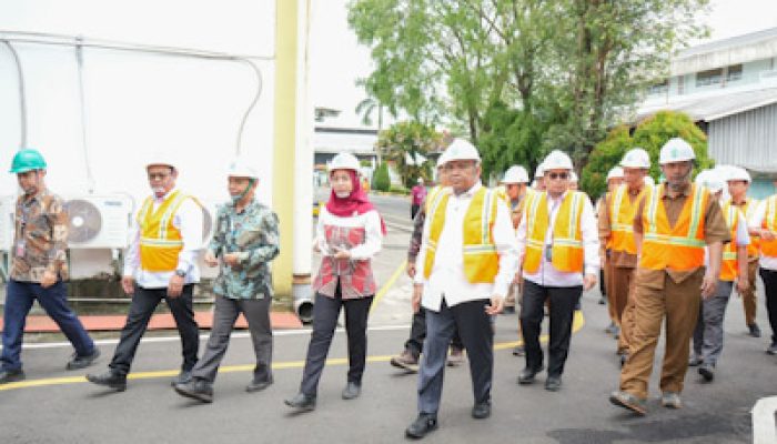 Kunjungan Wamenaker ke Indah Kiat Tangerang Mill, Perkuat Komitmen Hubungan Industrial Berkelanjutan