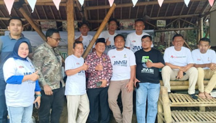HUT Ke-6 dan HPN 2026, JMSI Banten Santuni Yatim dan Tanam Pohon