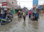 Banjir Rendam Wilayah Kota Tangerang, Polres Metro Tangerang Kota Evakuasi Warga