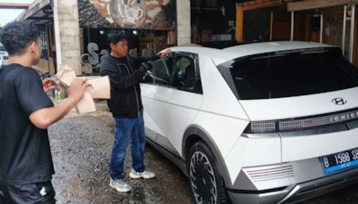 Pelaku Pecah Kaca Ditangkap Polisi Usai Gasak HP di Depan Rumah Makan