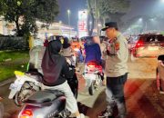 Kapolsek Panongan Turun Tangan Urai Antrean BBM di Citra Raya