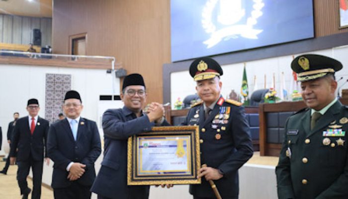 Sukses Amankan Mudik Lebaran 2026, Kapolda Banten Dapat Penghargaan dari Gubernur