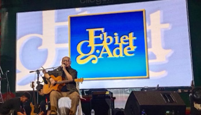 Ebiet G Ade Gebrak Cilegon dengan Lagu Legend