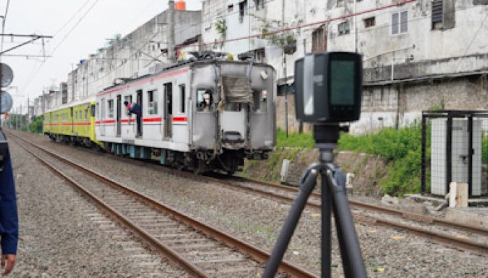 Korlantas Polri Olah TKP Tabrakan Kereta Api di Bekasi
