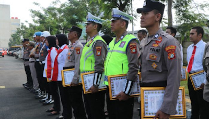25 Personel Berprestasi Raih Penghargaan Kapolres Metro Tangerang Kota
