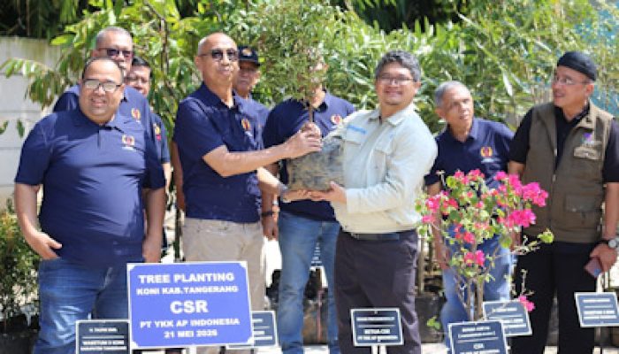 CSR PT YKK AP Indonesia Tanam Pohon di Kantor KONI Kabupaten Tangerang