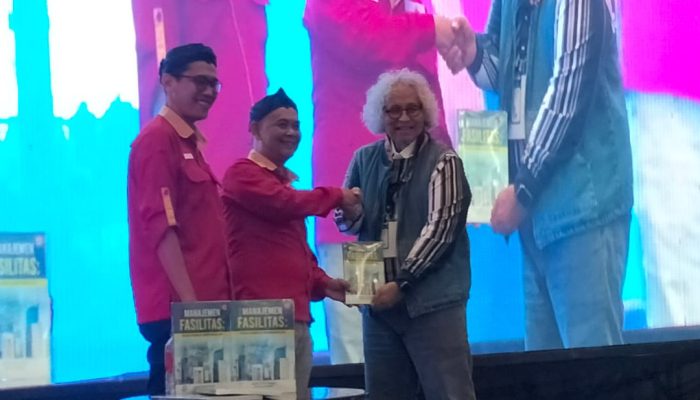 Satu Dekade, ACE Banten Luncurkan Buku Manajemen Fasilitas