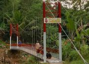 Polda Banten Revitalisasi Jembatan di Bayah