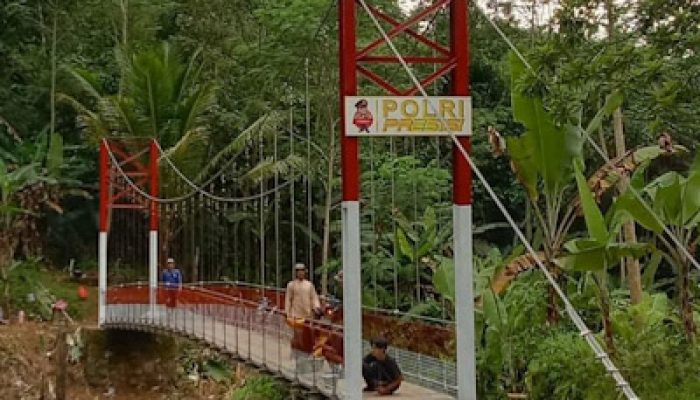 Polda Banten Revitalisasi Jembatan di Bayah