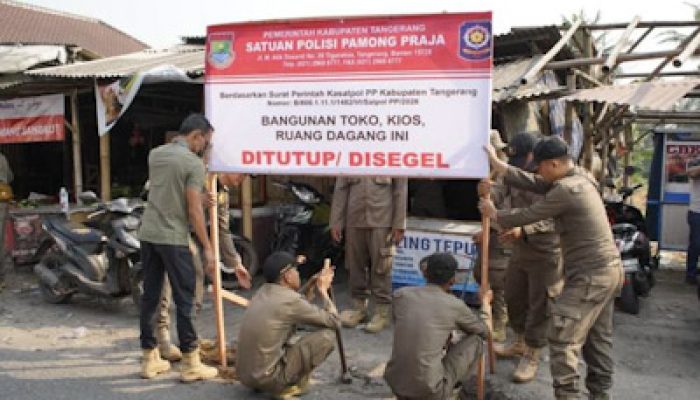 Satpol PP Kabupaten Tangerang Tertibkan 81 Bangunan Eks TPPS