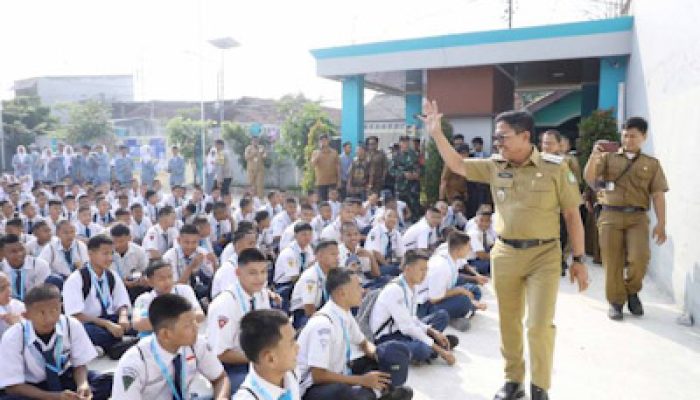 Hari Pertama Masuk Sekolah, Wali Kota Tangerang dan Wakil Tinjau MPLS