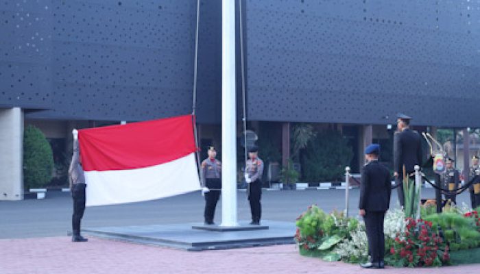 Semangat “Indonesia Berdaulat, Adil, dan Makmur” saat Upacara HUT ke-81 RI di Polda Banten