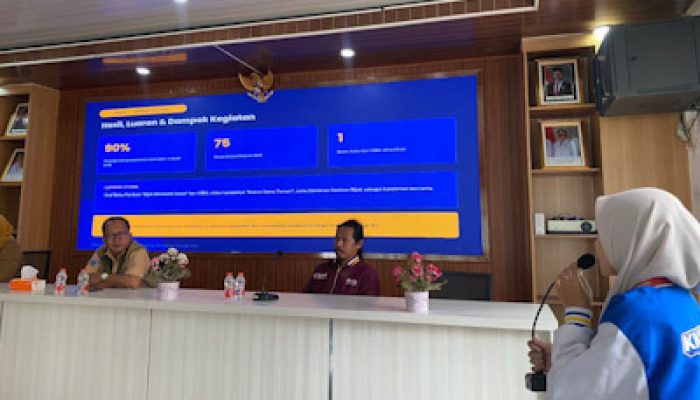 Mahasiswa KKN UMT Laporkan Hasil Program Kerja ke Lurah Sukamulya
