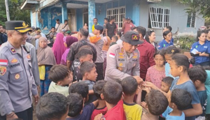 Polri Berikan Trauma Healing bagi Anak-Anak Terdampak Gempa di NTT