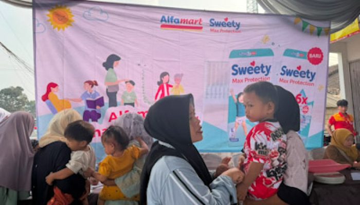 Alfamart dan Sweety Lanjutkan Komitmen Melalui Program Alfamart Sahabat Posyandu, Jangkau 8.400 Penerima Manfaat
