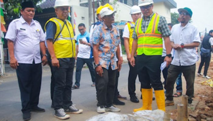 Cegah Banjir dan Longsor, Tangsel Gunakan Bronjong Di Sungai Angke