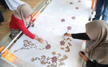 Melihat Lebih Dekat Batik Khas Kota Tangerang dan Upaya Pelestariannya