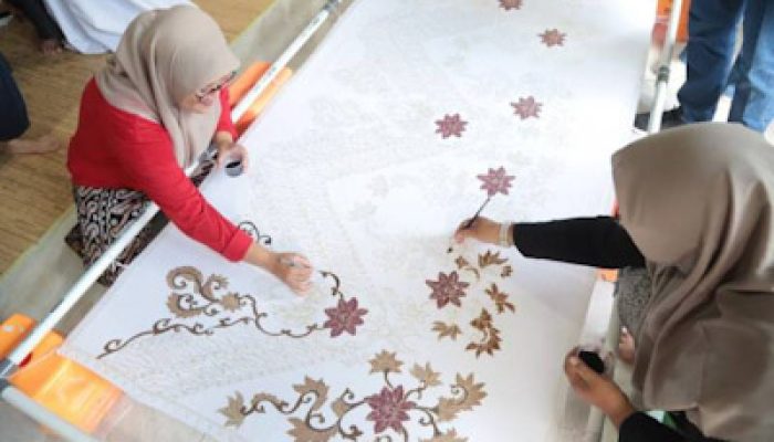 Melihat Lebih Dekat Batik Khas Kota Tangerang dan Upaya Pelestariannya