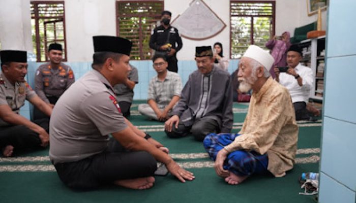 Kapolda Silaturahmi dengan Ulama Besar Banten